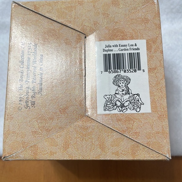 Yesterday’s Child. Julia with Emmy Lou & Daphne…Garden Friends. - Picture 4 of 7